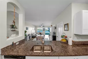 736 Royal Empress Dr, Ruskin, FL 33570 - Photo 14