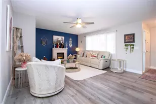 1606 Bunker Hill Dr, Sun City Center, FL 33573 - Photo 14