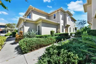 8206 Lapin Ct, Seminole, FL 33777 - Photo 1