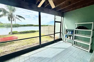 1070 Sanabel Ct NE, Saint Petersburg, FL 33702 - Photo 14