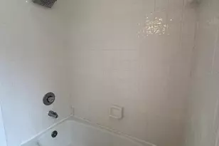 1070 Sanabel Ct NE, Saint Petersburg, FL 33702 - Photo 36