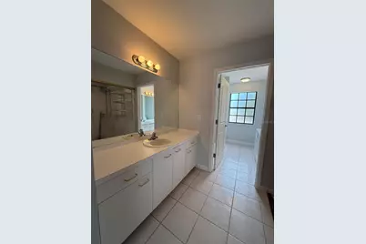 1070 Sanabel Court NE, Saint Petersburg, FL 33702 - Photo 32