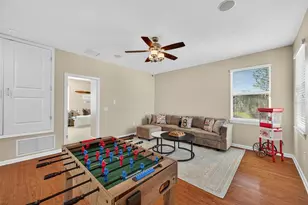 7710 Tuscany Woods Dr, Tampa, FL 33647 - Photo 38