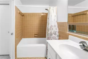 7000 Beach Plaza, Saint Pete Beach, FL 33706 - Photo 24