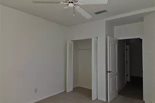 1228 Berkshire Cir, Venice, FL 34292 - Photo 12