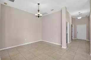 11529 Addison Chase Dr, Riverview, FL 33579 - Photo 6