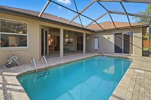 63 N Youngtree Point, Lecanto, FL 34461 - Photo 2