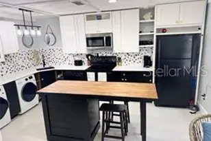 5075 Starfish Dr SE, Saint Petersburg, FL 33705 - Photo 4