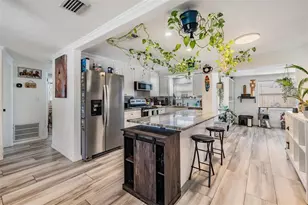 1565 Connecticut Ave NE, Saint Petersburg, FL 33703 - Photo 8