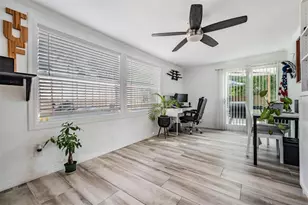 1565 Connecticut Ave NE, Saint Petersburg, FL 33703 - Photo 20