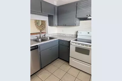 19029 US Highway 19 N #5-14, Clearwater, FL 33764 - Photo 4