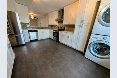 3919 Carroll Pines Court, Tampa, FL 33614 - Photo 8