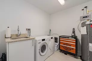 15 Avalon St, Clearwater Beach, FL 33767 - Photo 38