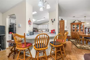 714 Burning Arrow Pl, Plant City, FL 33566 - Photo 12