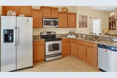 1055 Seminole Sky Drive, Ruskin, FL 33570 - Photo 10