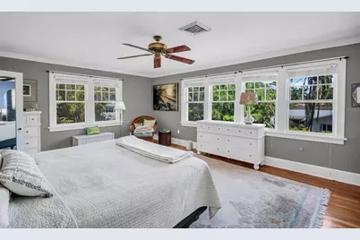 1226 Serpentine Drive S, Saint Petersburg, FL 33705 - Photo 22