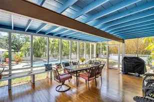 1226 Serpentine Dr S, Saint Petersburg, FL 33705 - Photo 42