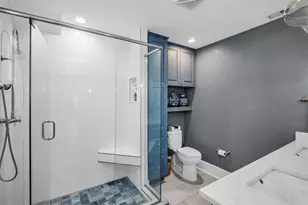 1226 Serpentine Dr S, Saint Petersburg, FL 33705 - Photo 26