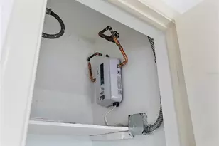 1601 43rd Street N, Saint Petersburg, FL 33713 - Photo 24