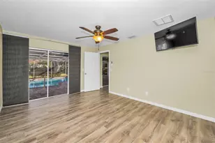 8793 Merrimoor Blvd E, Seminole, FL 33777 - Photo 10