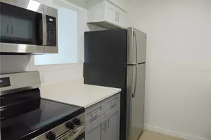 9119 Tudor Dr, Tampa, FL 33615 - Photo 12
