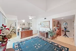 4118 Pinelake Ln, Tampa, FL 33618 - Photo 14