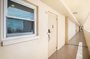 5130 Brittany Dr S, Saint Petersburg, FL 33715 - Photo 4