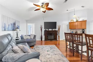 9715 Glenpointe Dr, Riverview, FL 33569 - Photo 6