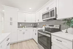 4228 W Bay Vista Ave, Tampa, FL 33611 - Photo 8