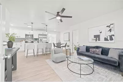 4228 W Bay Vista Avenue, Tampa, FL 33611 - Photo 2