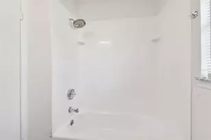 1101 75th Ave N, Saint Petersburg, FL 33702 - Photo 36