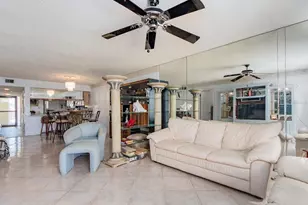 9490 Harbor Greens Way, Seminole, FL 33776 - Photo 24