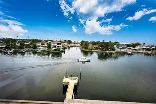 1365 Snell Isle Blvd NE, Saint Petersburg, FL 33704 - Photo 2