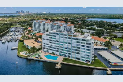 1365 Snell Isle Boulevard NE #5D, Saint Petersburg, FL 33704 - Photo 4