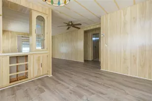 3542 Castle Dr, Zephyrhills, FL 33540 - Photo 14