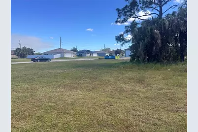 322 NE 27th Street, Cape Coral, FL 33909 - Photo 4