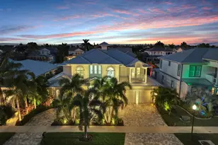 701 Pinckney Dr, Apollo Beach, FL 33572 - Photo 2