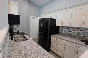 26 Clintwood Ave, Englewood, FL 34223 - Photo 16