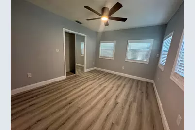 5504 60th Way N #A, Saint Petersburg, FL 33709 - Photo 10