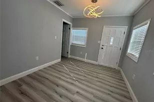 5504 60th Way N, Saint Petersburg, FL 33709 - Photo 8