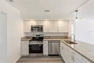 4905 Largo Terrace, New Port Richey, FL 34652 - Photo 12