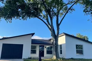 10106 Royal Acres Ct, Tampa, FL 33615 - Photo 26