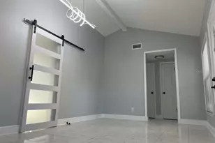 10106 Royal Acres Ct, Tampa, FL 33615 - Photo 4