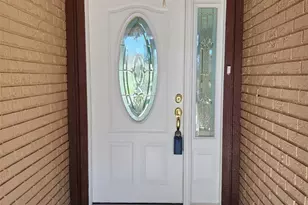 1328 Corner Oaks Dr, Brandon, FL 33510 - Photo 4