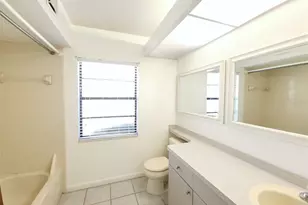 1328 Corner Oaks Dr, Brandon, FL 33510 - Photo 14