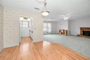 5501 80th St N, Saint Petersburg, FL 33709 - Photo 8