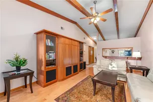 1471 Mahogany Ln, Palm Harbor, FL 34683 - Photo 8