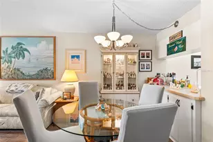 14130 Rosemary Ln, Largo, FL 33774 - Photo 12