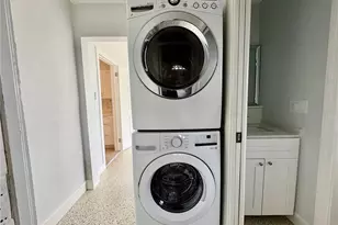 941 Palm Dr, Belleair Beach, FL 33786 - Photo 16