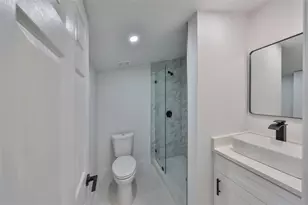 1303 E New Orleans Ave, Tampa, FL 33603 - Photo 30